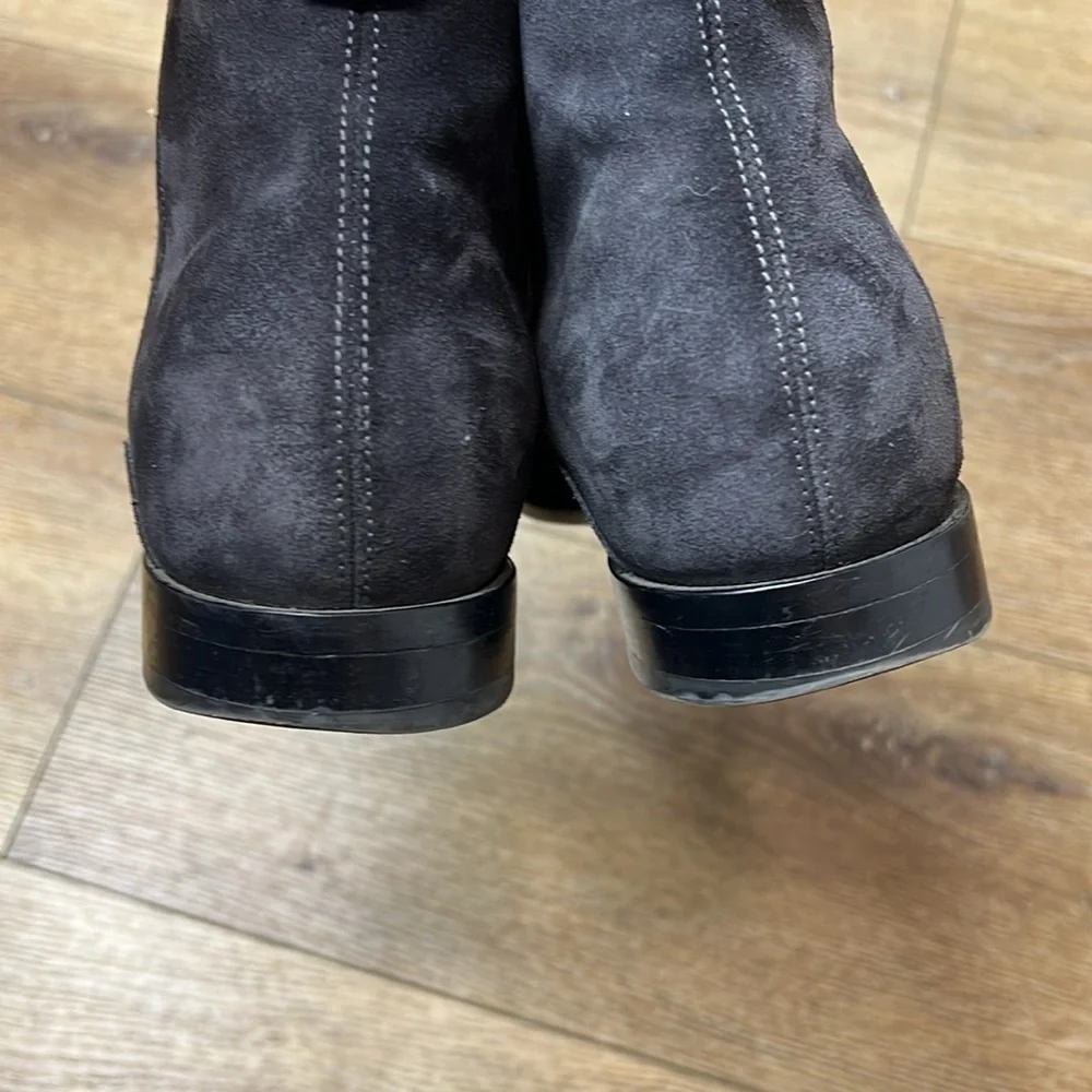 Vince Gray Suede Chelsea Boots Size 9E